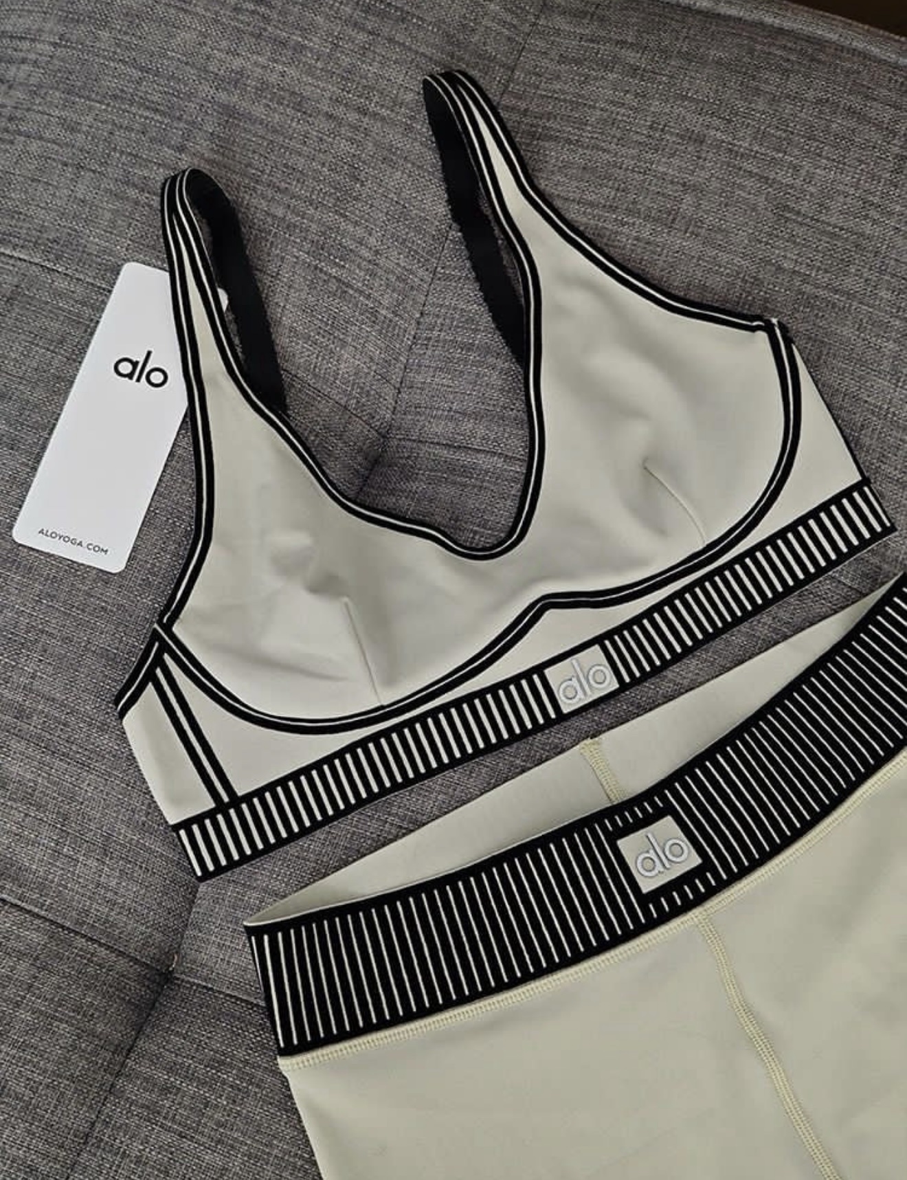 Light leggings set in stock