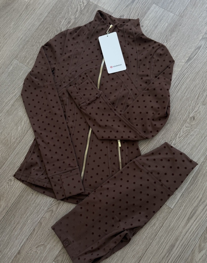 chocolate & gold zip up set in stock