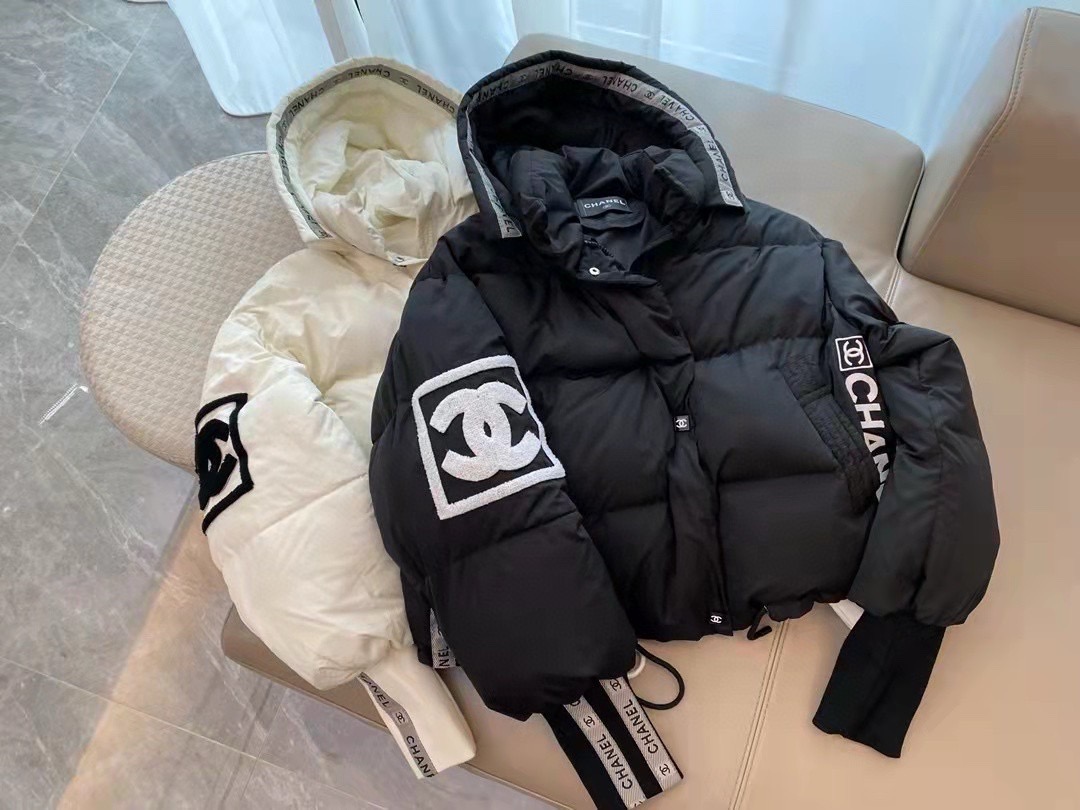 Black puffer coat
